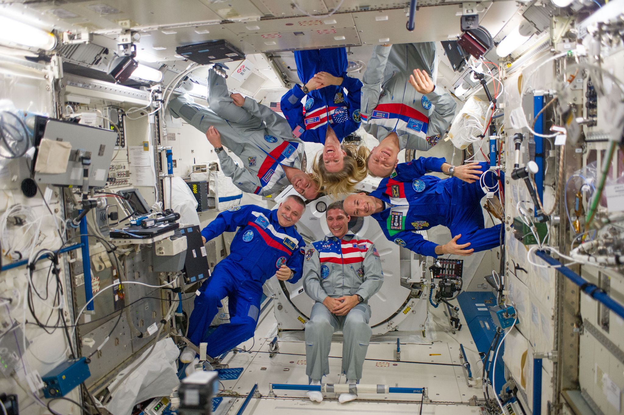 Avec les amis dans la Station Spatiale (Crédits : NASA)