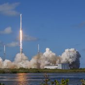 Lancement du satellite Thaicom8 par la fusée Falcon9 de SpaceX le vendredi 27 mai 2016 de Cape Canaveral en Floride (Crédits : SpaceX)